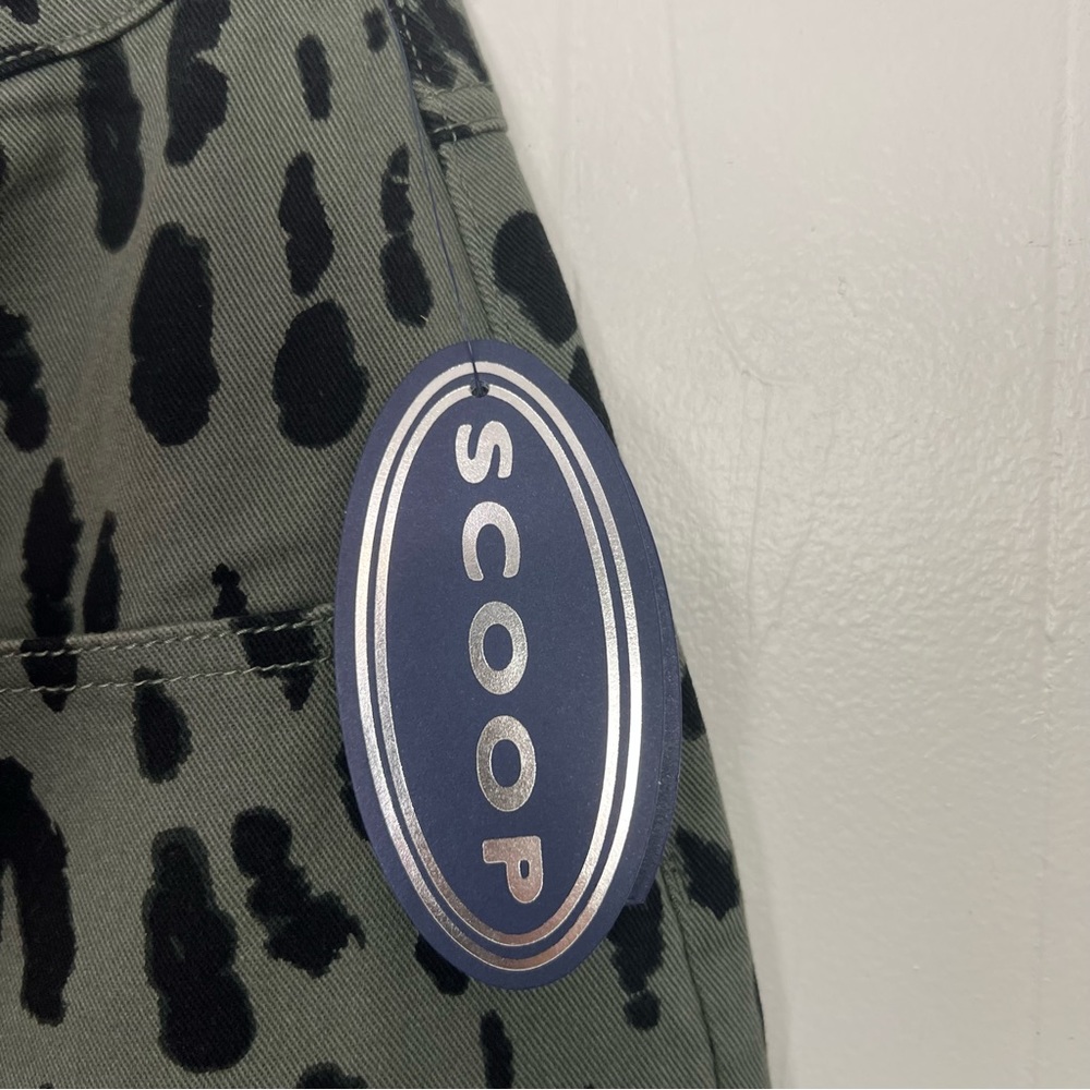NWT Scoop Leopard Barrel Jeans Size 14 Stretch Bull Denim Olive Green Black - Picture 3 of 6